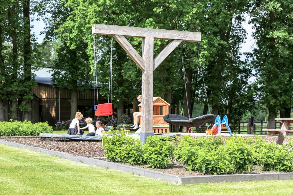 De Wijnlodge Kootwijkerbroek エクステリア 写真